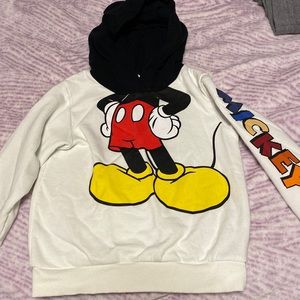 Mickey Mouse sweatshirt boys size 5t. Great condition!